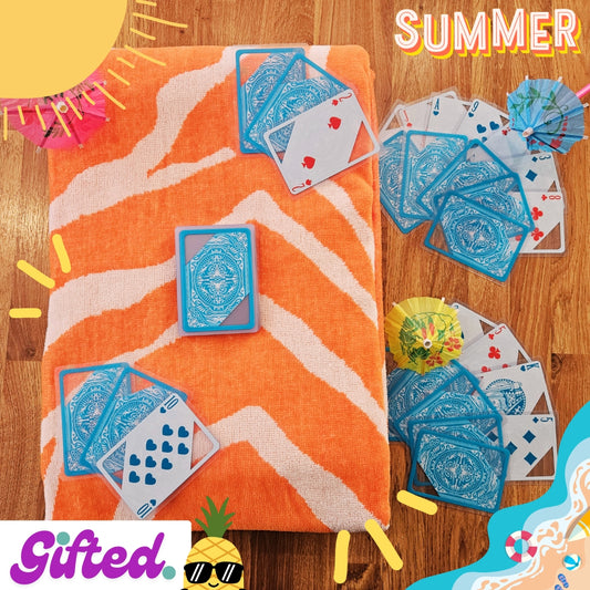 The Summer Essentials Gift Box - EU